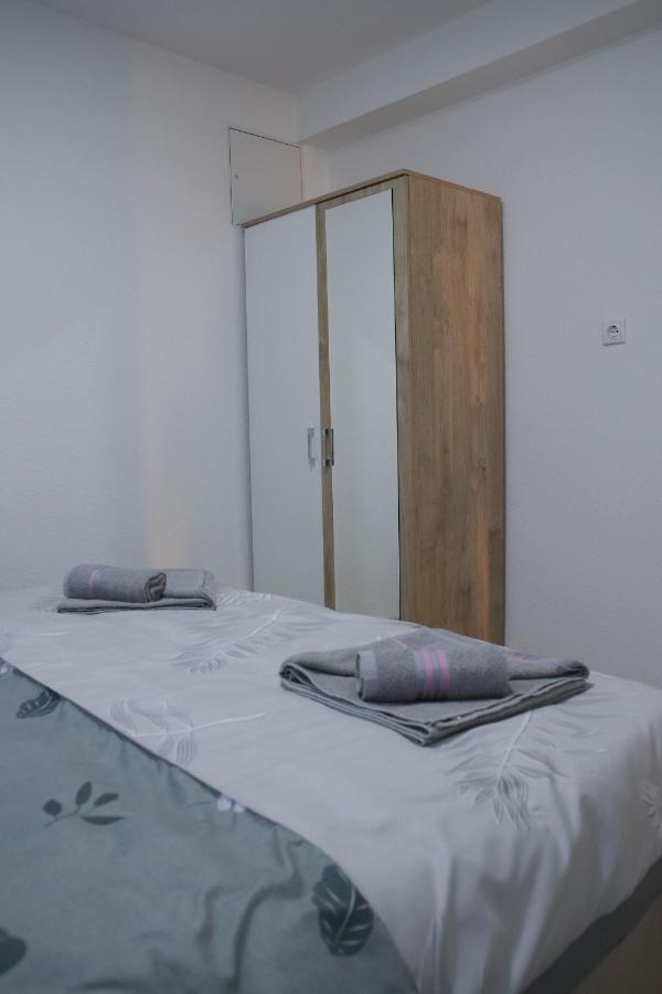 Apartmani Golub Livno Exterior photo